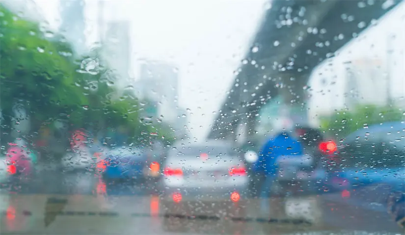 En muchas regiones del país habrá desde chubascos hasta lluvias fuertes. Foto: Freepik.