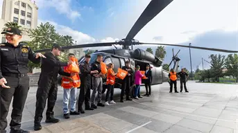 El helicóptero Black Hawk de Nuevo León, lleva ayuda por segunda vez a Veracruz