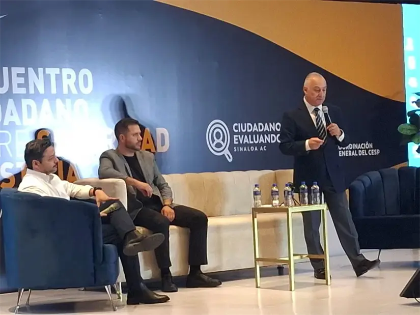 Roberto Quijano destacó la importancia de la coordinación entre sociedad civil y autoridades para avanzar en la seguridad ciudadana.