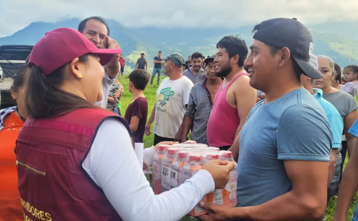 Las autoridades trabajan sin descanso para ayudar a las familias afectadas en Hidalgo. Foto: Cortesía