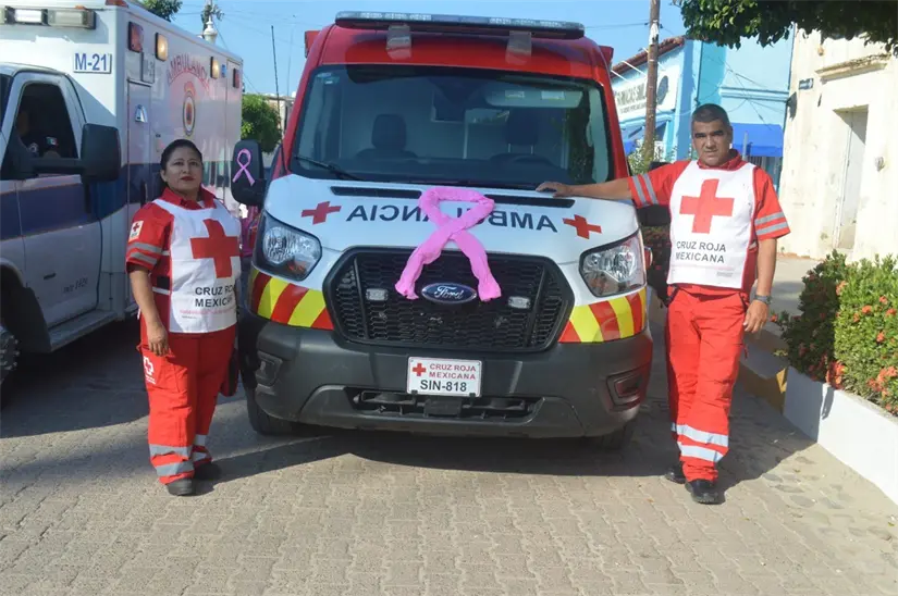 Conmemoran en San Ignacio el Día Mundial contra el Cáncer de Mama con caminata rosa