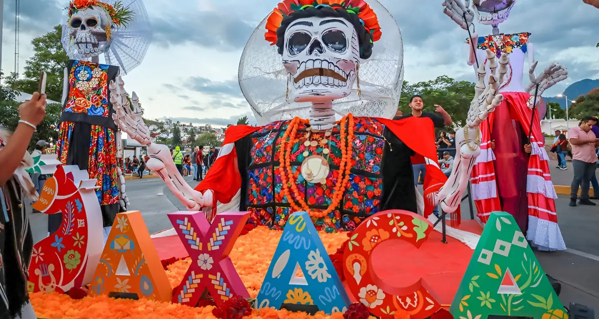 Oaxaca se llena de color y tradición en Día de Muertos 202. Foto: Cortesía.