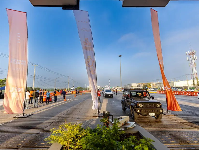 Libre el paso a los automovilistas a la Autopista al Aeropuerto de Monterrey. Foto: Cortesía