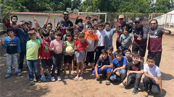 Atención médica, deporte y apoyos sociales llenan de bienestar la colonia Renato Vega Amador en Culiacán