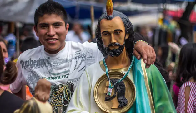 El 28 de octubre en México está dedicado especialmente a San Judas Tadeo. Foto: Chilango. 
