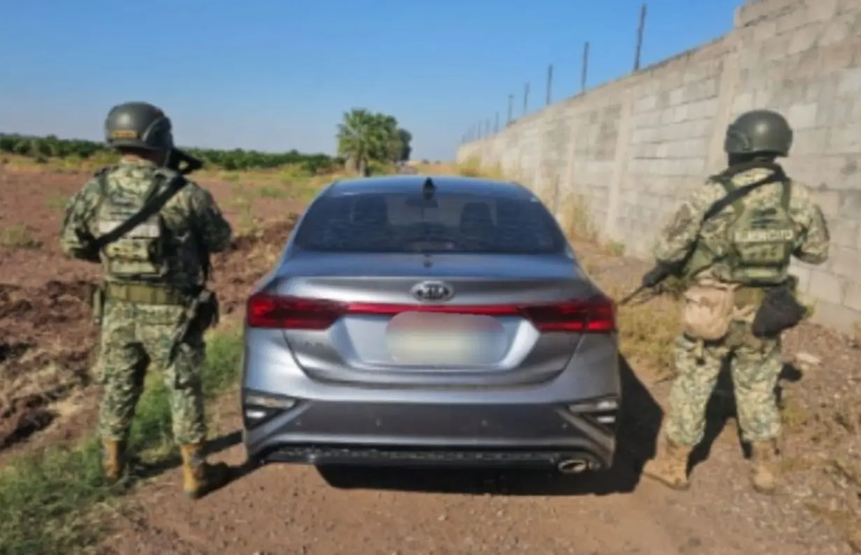 Recuperan cuatro vehículos robados en distintos operativos en Culiacán.