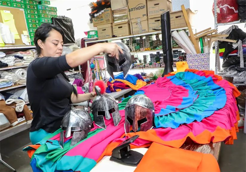 Arte y tradición en los vestuarios del desfile de Día de Muertos en Zacatecas. Foto: Cortesía