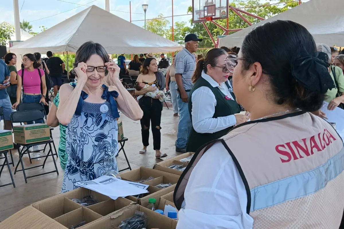 La jornada, realizada en el Parque Colina de la Rivera Villa Copala, forma parte del programa de brigadas semanales con el que el DIF Sinaloa acerca salud, bienestar y asistencia social a comunidades y colonias de todo el estado. | Imágenes de Francisco Castro