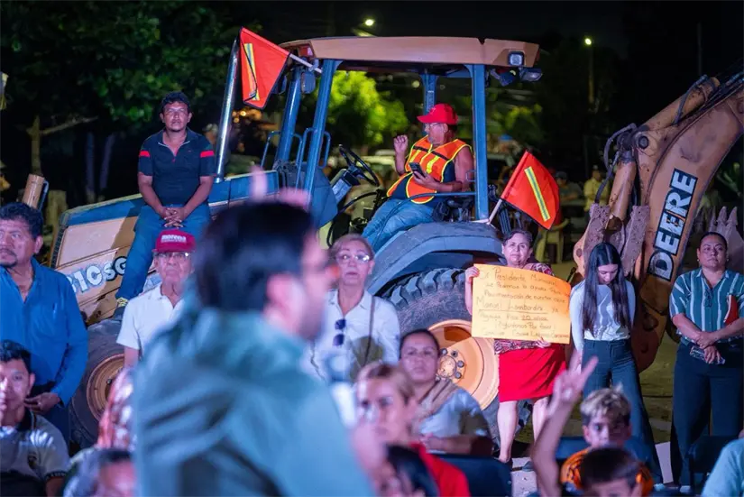 Los sueños se cumplen: Juan de Dios Gámez inicia obras de pavimentación en Culiacán. Foto: Ayuntamiento de Culiacán