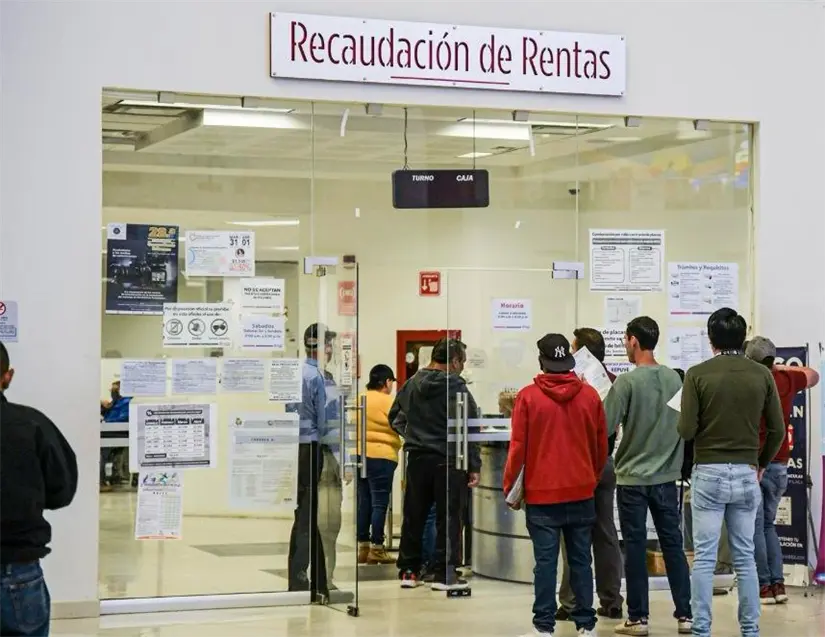 El pago de adeudo vehicular puedes realizarlo en diferentes modalidades. Foto: Cortes´´ia.
