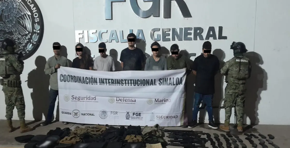 Operativos coordinados dejan 18 detenidos y fuertes aseguramientos en Sinaloa.