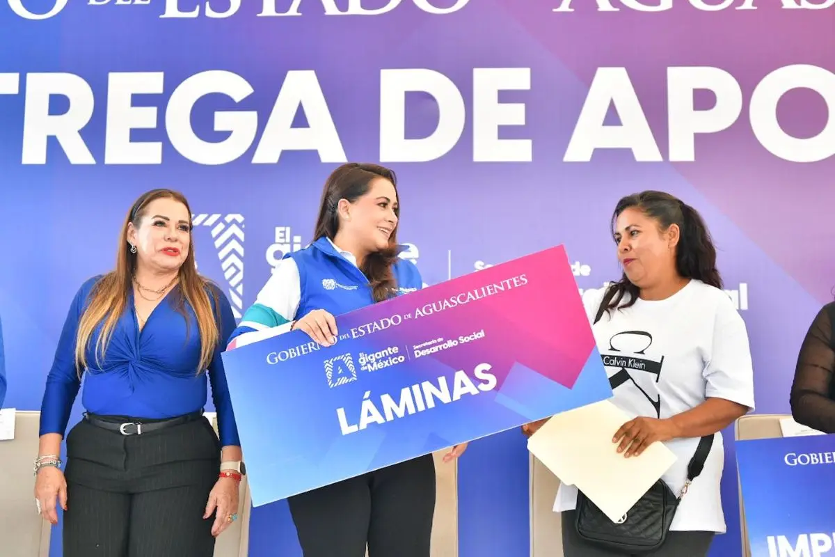Apoyos de mejoramiento de vivienda llegan a San Francisco de los Romo, Aguascalienes. Foto: Cortesía