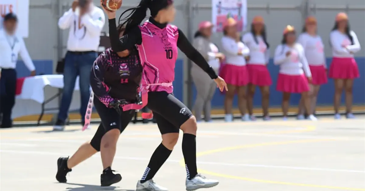 Mujeres privadas de la libertad participan en torneo de futbol flag en Morelos