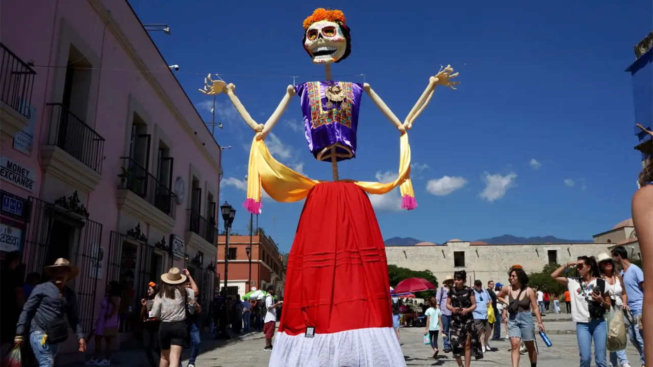 Estos son los mejores lugares para recorrer durante el Día de Muertos en Oaxaca.