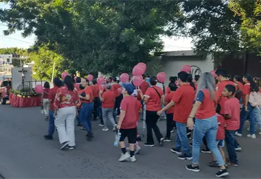 Fe y alegría en la fiesta patronal en honor al Señor de la Misericordia en la colonia Lázaro Cárdenas en Culiacán