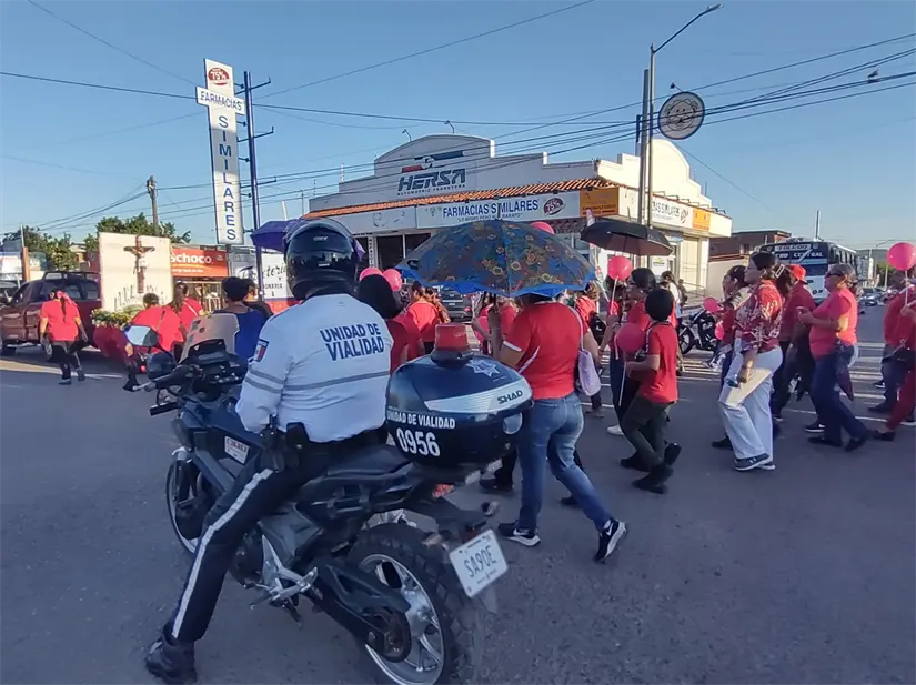 Tránsito apoyó en la procesión, garantizando seguridad y orden para que los fieles pudieran recorrer las calles con tranquilidad y devoción. Foto: Juan Madrigal