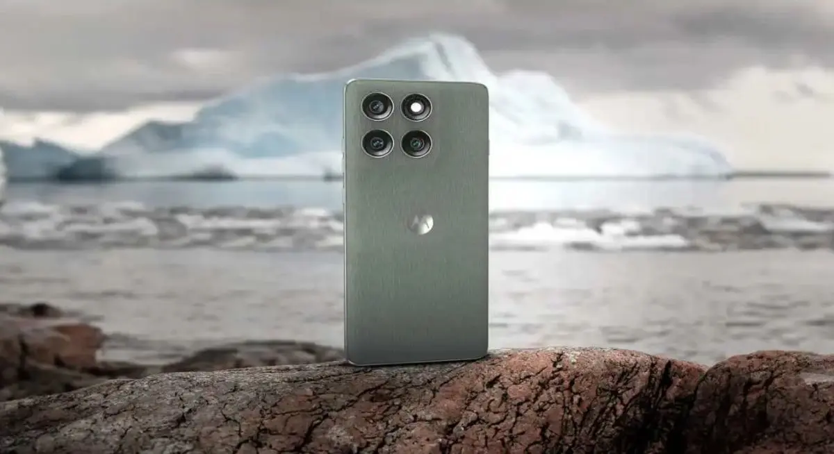 Motorola con batería de 6.000mAh  y carga rápida de 90W. Foto: Cortesía