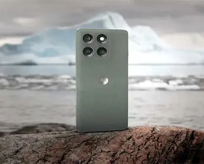 Celular Motorola de la gama alta económica con 512 de memoria de almacenamiento y 12 GB de RAM