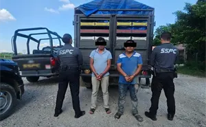 Detienen en la carretera Villahermosa-Coatzacoalcosa a dos hombres con 300 kilos de marihuana