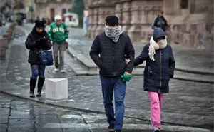 Frente frío 11 afectará las celebraciones del Día de Muertos con frío y lluvia