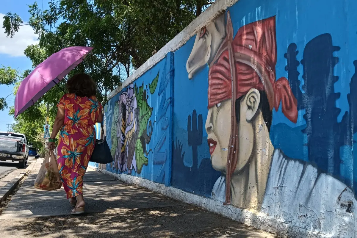 En la secundaria de El Palmito, los muros hablan. Y lo hacen con un mensaje claro: la paz también se pinta, se construye y se aprende todos los días. | Imágenes de Francisco Castro