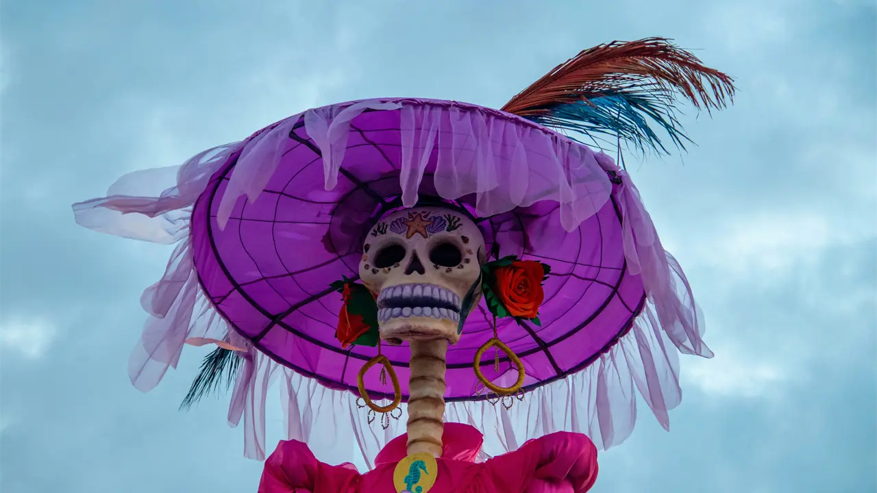 Este es el origen del Día de Muertos en México. Foto: Unsplash.