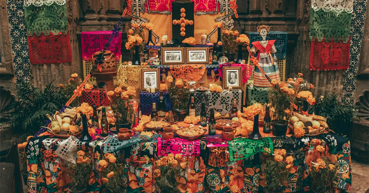 Día de Muertos 2025: ¿Cuándo se debe poner el altar de muertos?