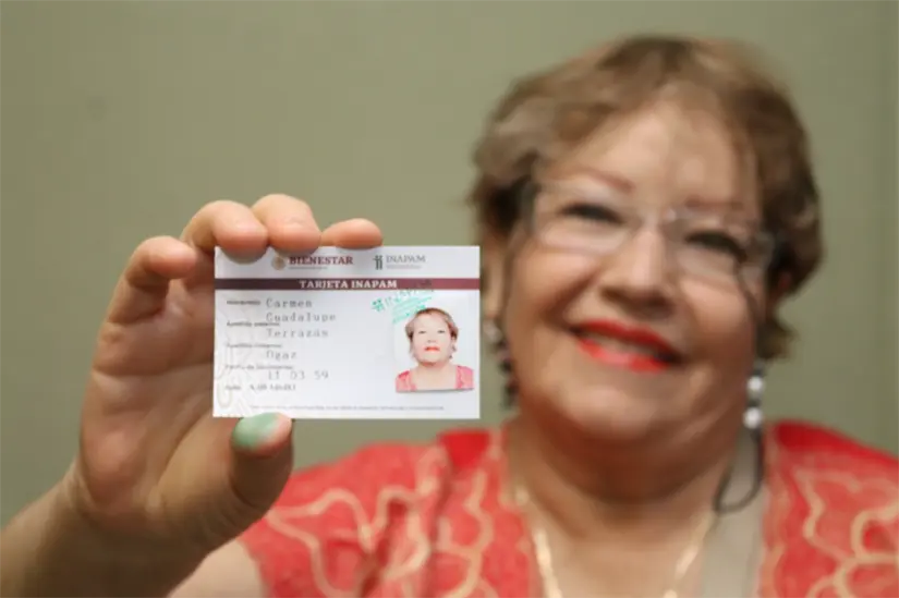 Requisitos para tener aguinaldo con la tarjeta del INAPAM. Foto: cortesía.