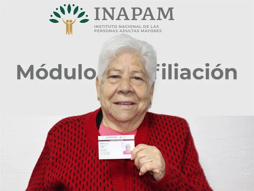 Por medio de la credencial INAPAM se puede acceder a Pensiones del Bienestar. Foto: Cortesía. 