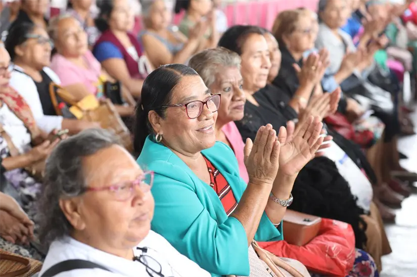 Los aumentos a la Pensión Bienestar están garantizados hasta 2030. Foto: Cortesía