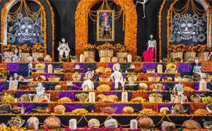 Siete niveles hacia el cielo: el poderoso simbolismo del altar del Xantolo