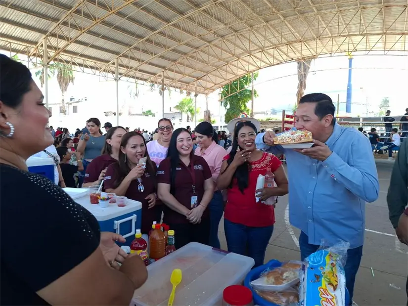 Cientos de personas de Villa Juárez asistieron al evento “Sabores con Corazón”, disfrutando de muestras gastronómicas y actividades culturales.