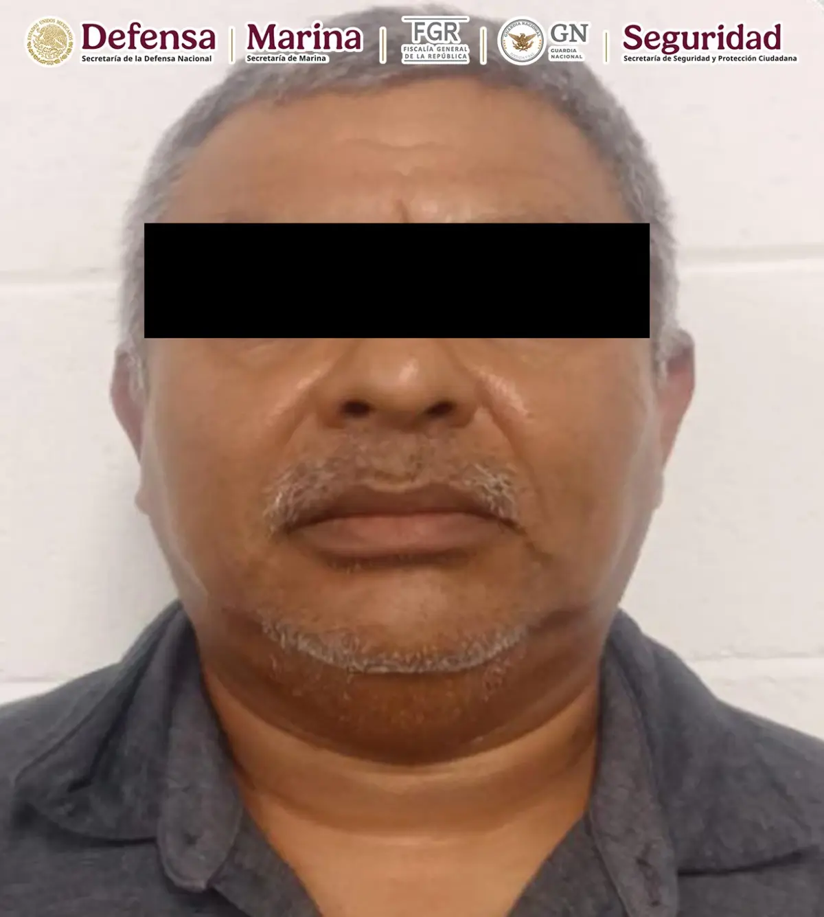 Leonardo “N”, ex policía de Tabasco y líder de un grupo criminal, fue detenido en Tuxtla Gutiérrez durante un operativo coordinado por fuerzas federales y estatales.