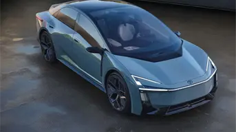 El Toyota Corolla será eléctrico por primera vez: la firma japonesa revela un adelanto de la nueva generación