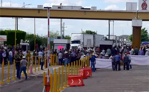 La SICT informa sobre bloqueos activos en carreteras y casetas del país: tome precauciones antes de viajar