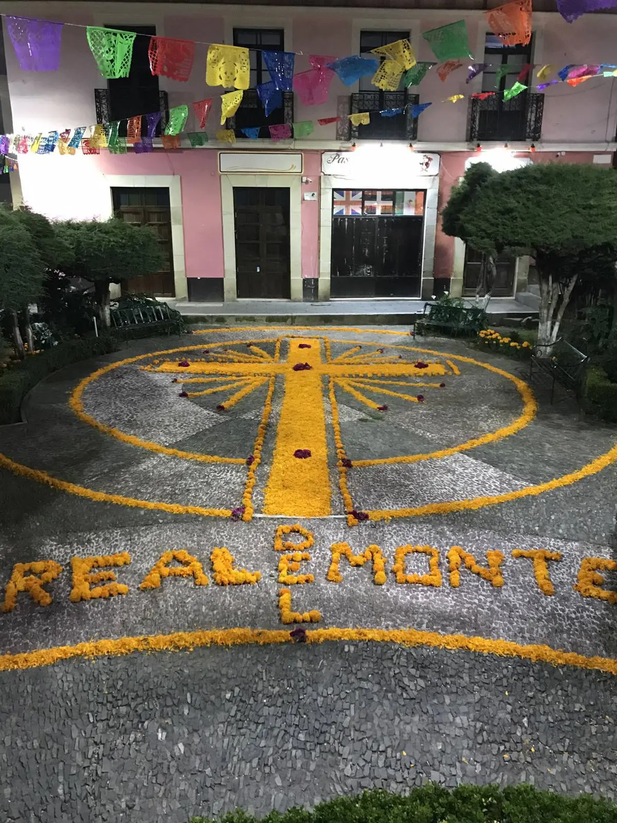 Disfruta de las grandes actividades por el Día de Muertos en Real del Monte. Foto: Cortesía.