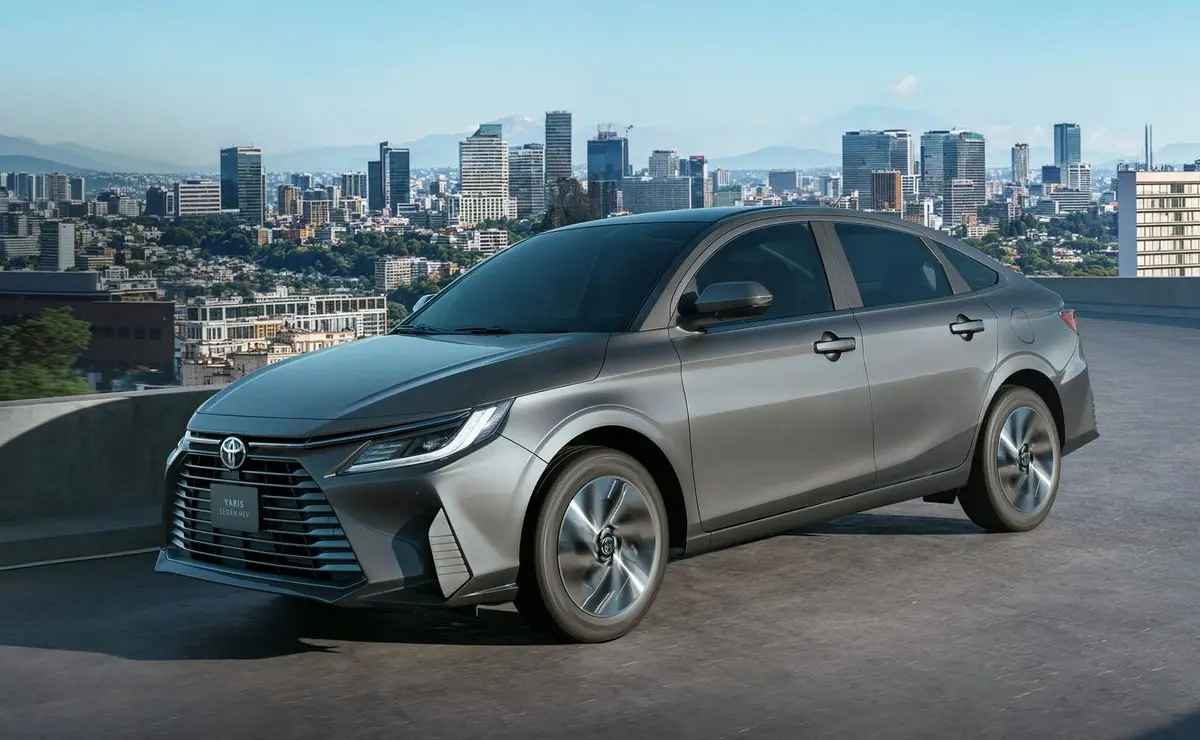 Se trata de una innovadora propuesta en un mercado donde prácticamente no hay sedanes híbridos. Foto: Toyota