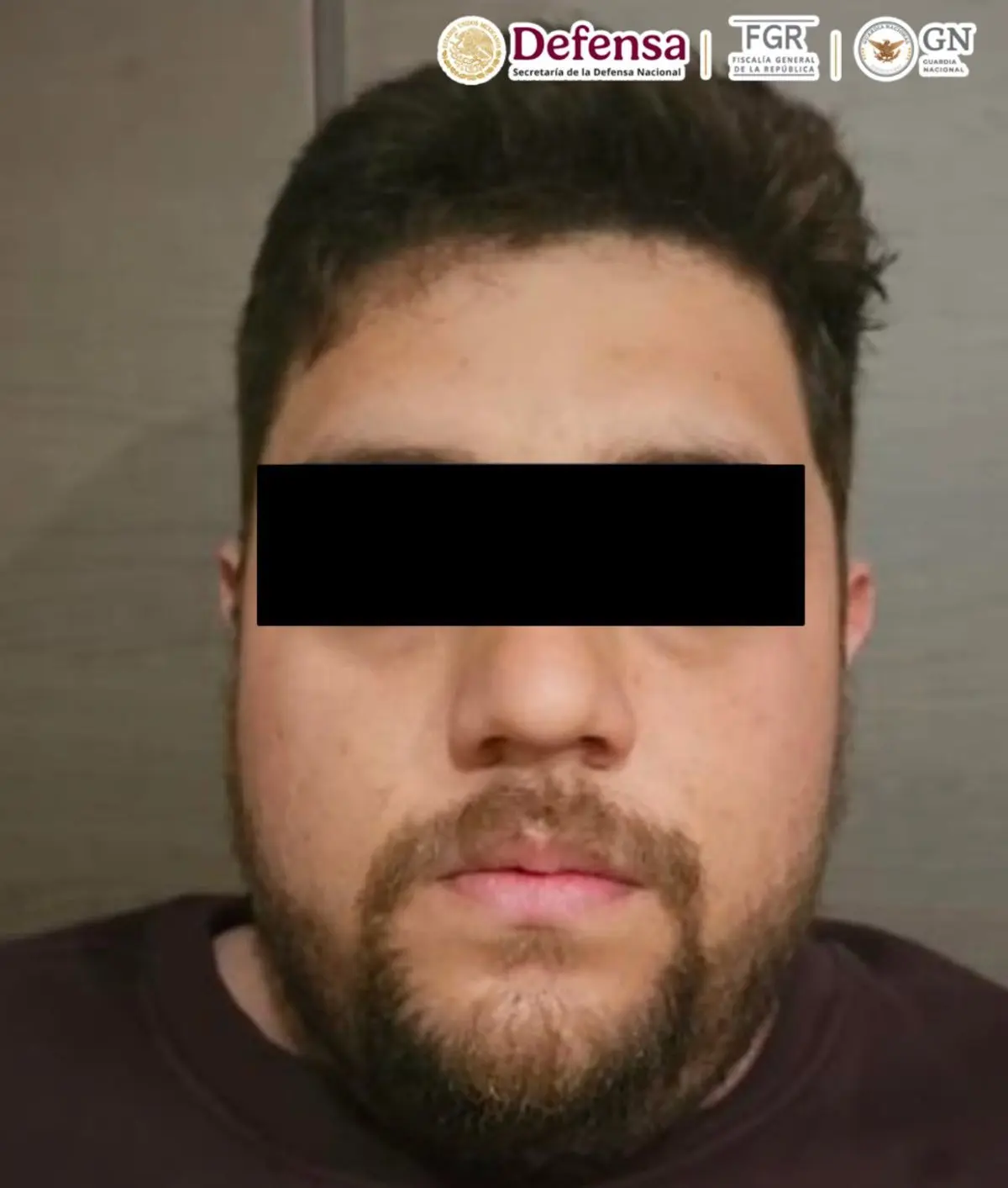 Tres hombres fueron arrestados en Aguascalientes, entre ellos “El Charro”, presunto líder de una célula criminal ligada a secuestros y extorsiones.