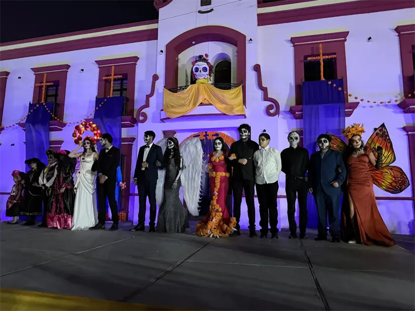 Arte, cultura y tradición San Ignacio honra a sus difuntos con emotivos altares