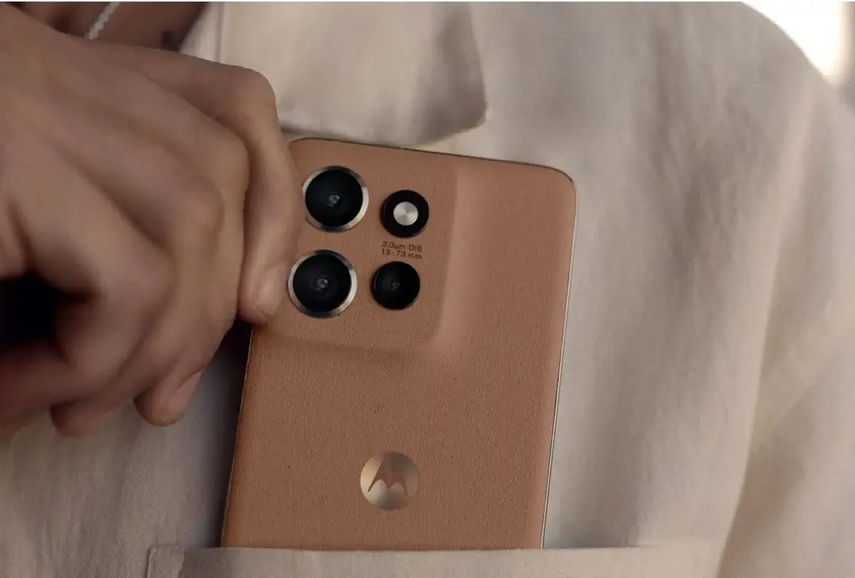 Motorola Edge 50 Neo, un celular barato en la gama media y de larga durabilidad