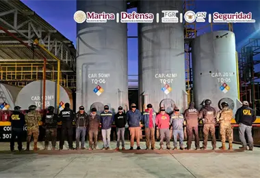 Operativo en Veracruz contra huachicol deja 8 detenidos y 250 mil litros de combustible asegurados