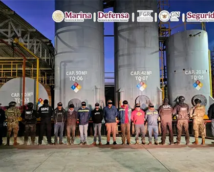 Operativo en Veracruz contra huachicol deja 8 detenidos y 250 mil litros de combustible asegurados