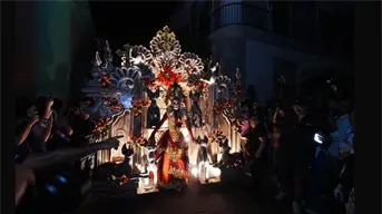 Espectacular celebración de Día de Muertos en el Centro Histórico de Mazatlán