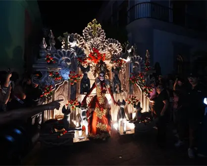 Espectacular celebración de Día de Muertos en el Centro Histórico de Mazatlán