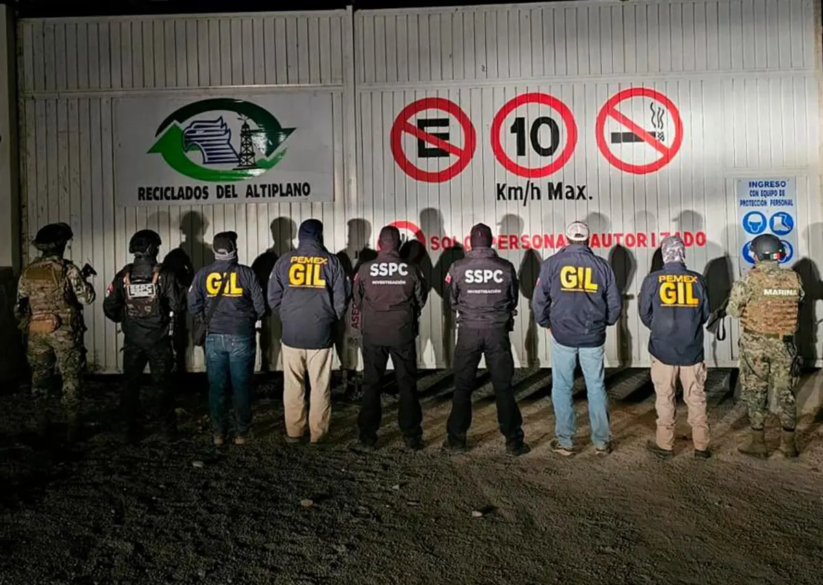 Desmantelan red de robo de combustible en Veracruz: asegurados 250 mil litros y ocho detenidos.