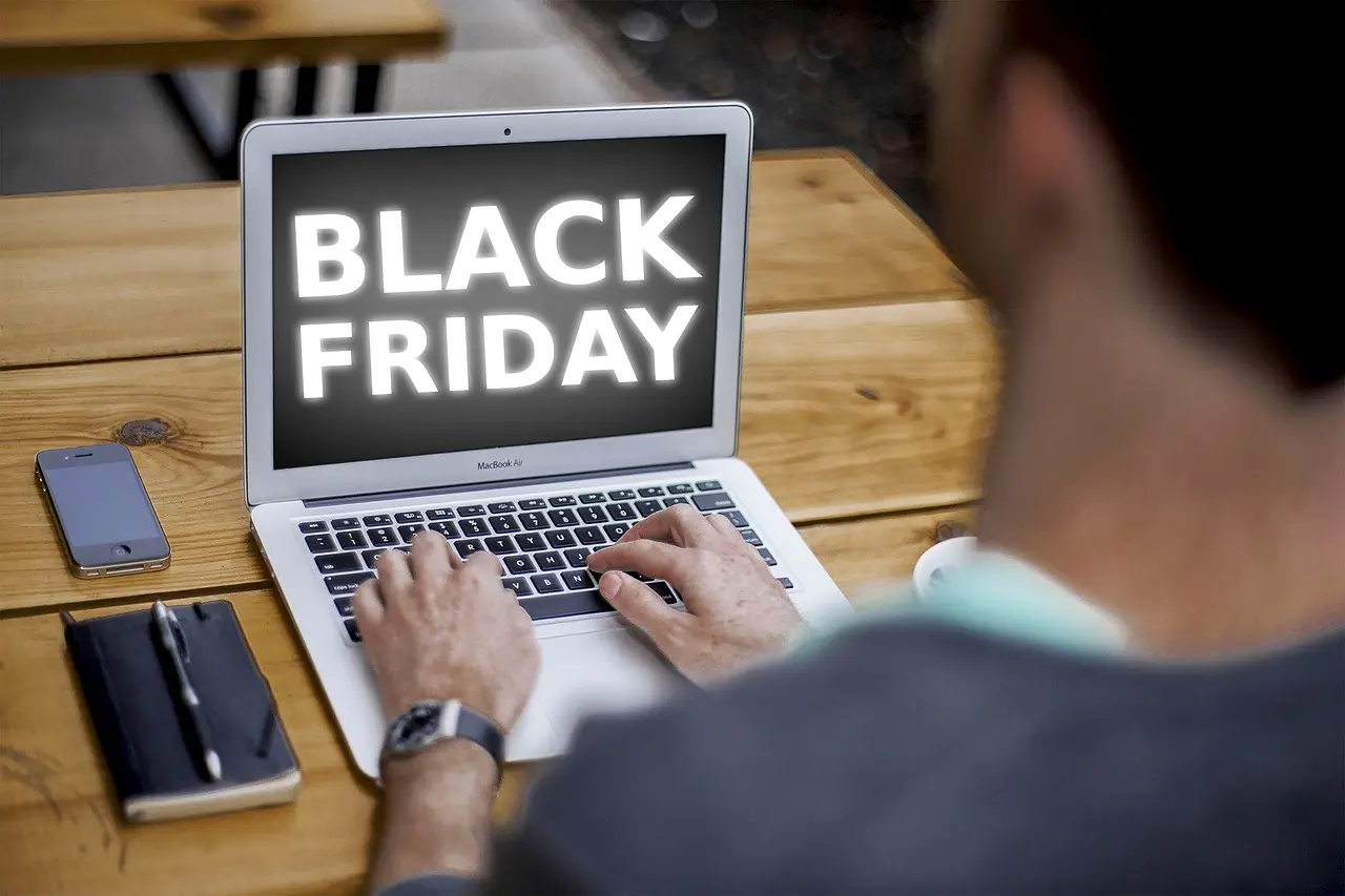 El Black Friday es una de las fiestas comerciales más esperadas del año. Foto: Pixabay