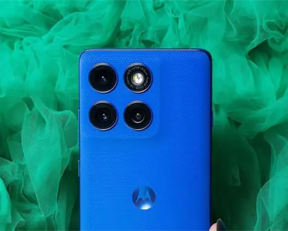 Celular Motorola Edge 60 Pro de gama alta, con 12 GB de memoria RAM, pero barato