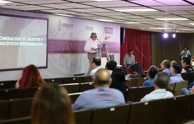 Trabajadores estatales jubilados y en proceso de retiro podrán recibir sus pagos de manera puntual gracias a la regularización de los fondos.