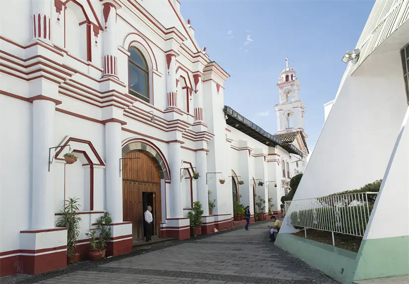 Santuario del Señor Jesús en su Santo Entierro