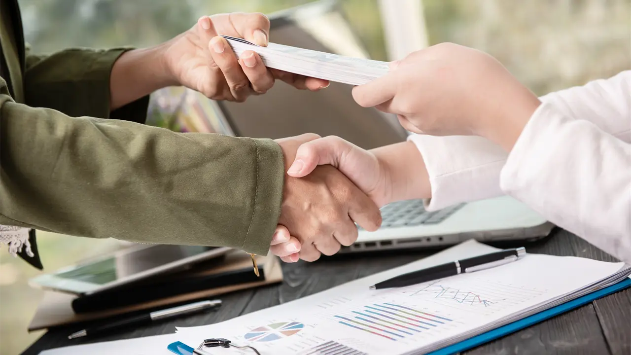 ¿Puedes obtener un préstamo si estás en Buró de Crédito? Conoce los mitos y soluciones